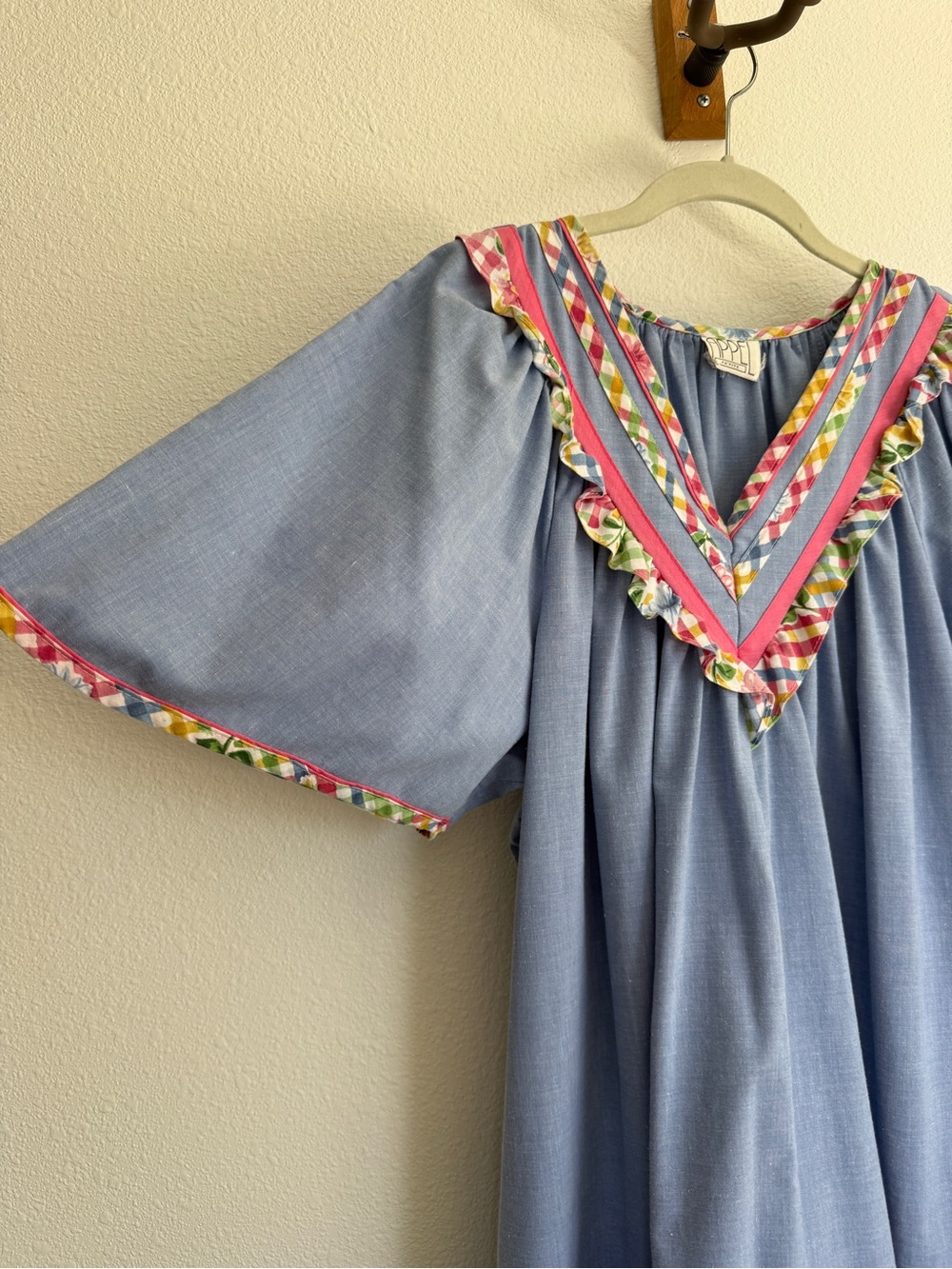 Vintage 70s Appel petite Chambray Prairie Dress mumu w ruffle gingham Trim